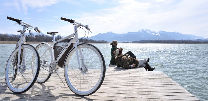 تست دوچرخه تسلا