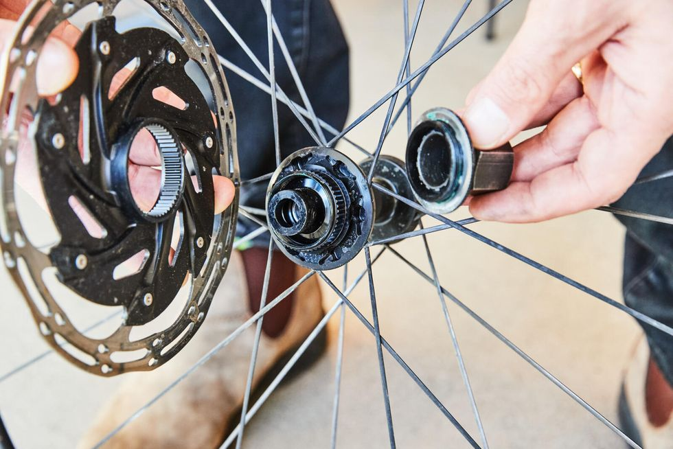 بررسی و رفع صداهای دوچرخه