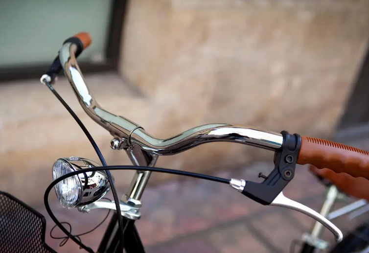 بهترین چراغ جلو دوچرخه